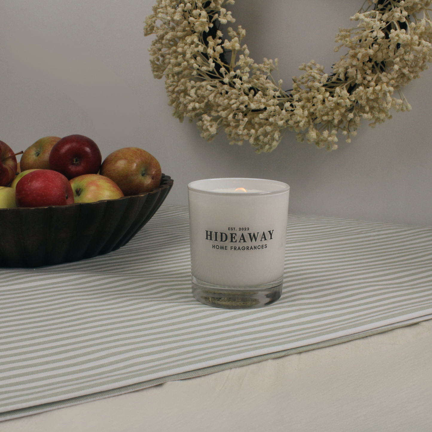 Fruity and Spiced Autumn Candle with Warm Cinnamon Aroma – Hideaway Home Fragrances