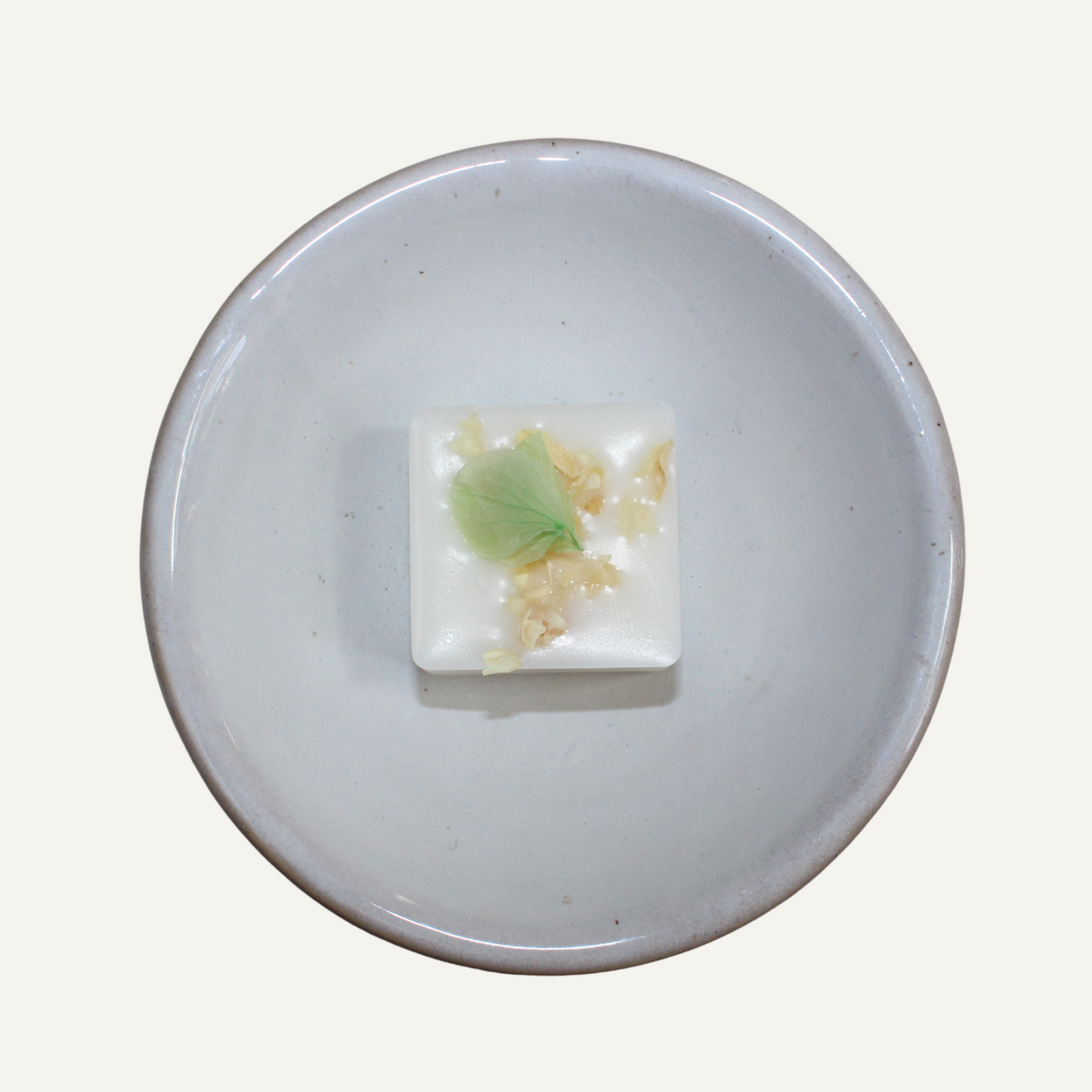 Restore Soy Wax Melt Sample with Bergamot, Mint, and Rosemary – Hideaway Home Fragrances