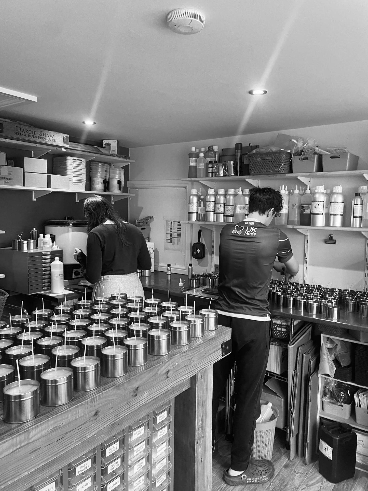 Hand-poured soy wax candles from Leicestershire - Hideaway Home Fragrances