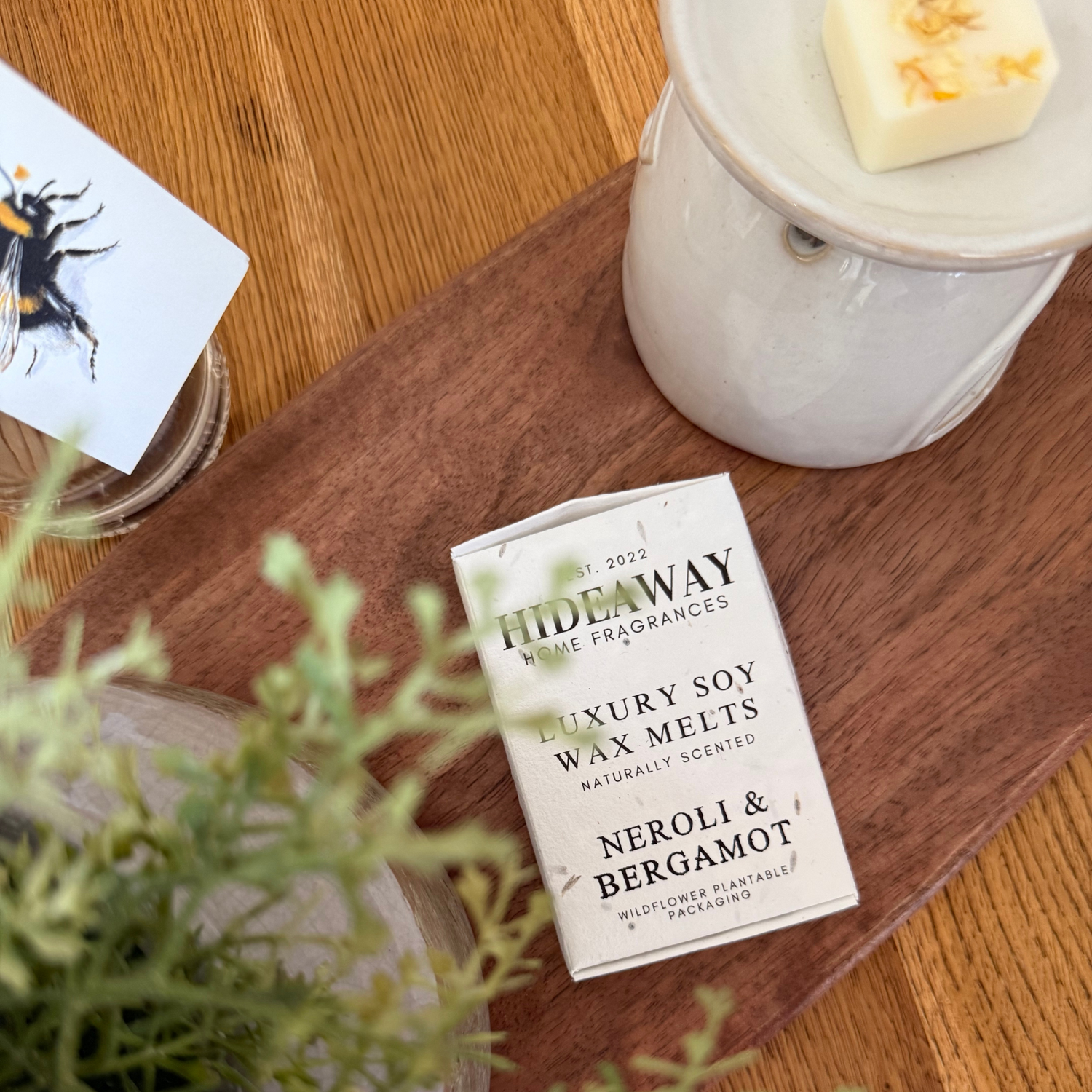 Six large Neroli & Bergamot soy wax melts with uplifting, energising, and refreshing notes of bergamot, neroli, petitgrain, and vetiver – Hideaway Home Fragrances