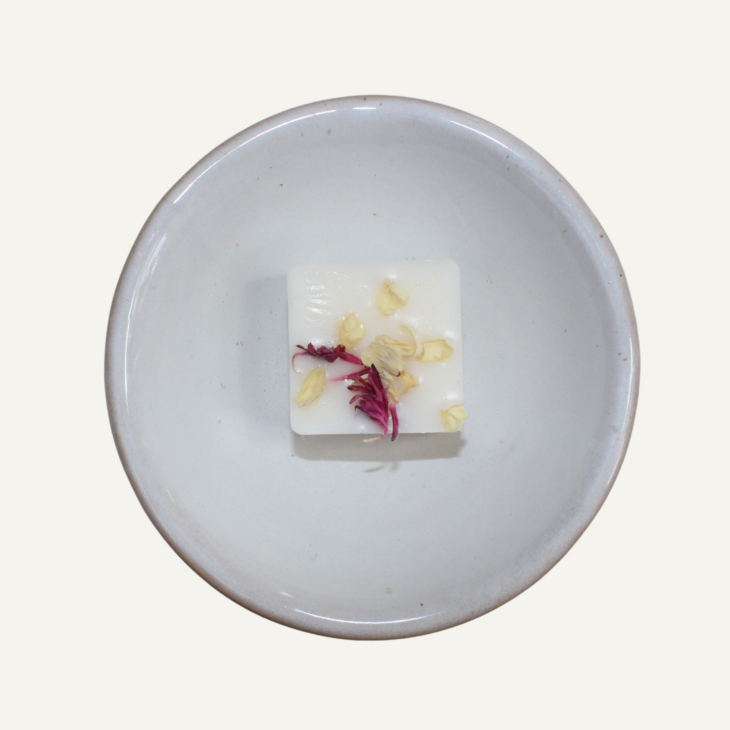 Plum & Wild Rhubarb Soy Wax Melt Sample with Grapefruit and Cedarwood – Hideaway Home Fragrances