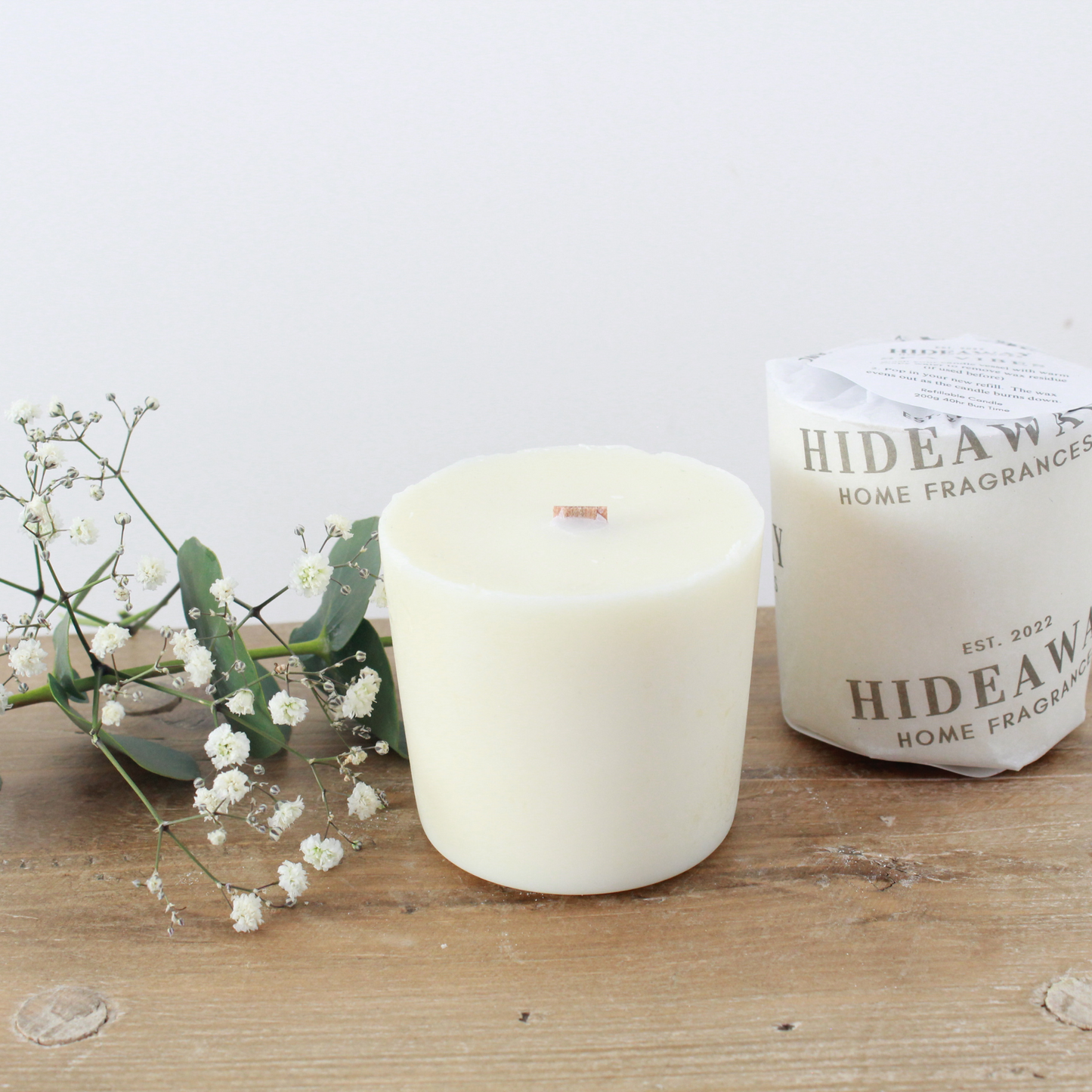 Refillable candle infused with essential oils to refresh your space and uplift your mood - Hideaway Home Fragrances