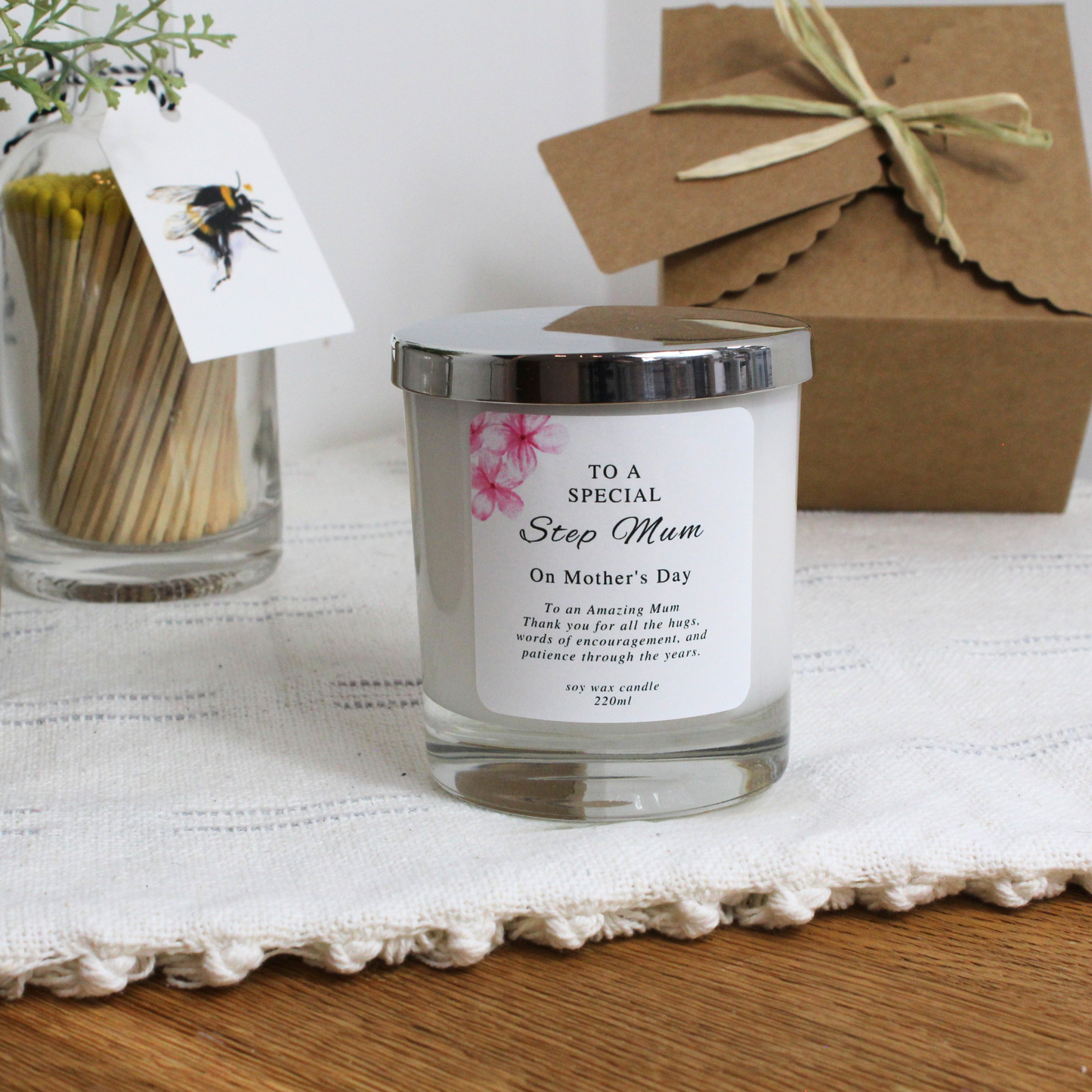 Elegant personalised candle keepsake to show love and appreciation for step mum – Hideaway Home Fragrances