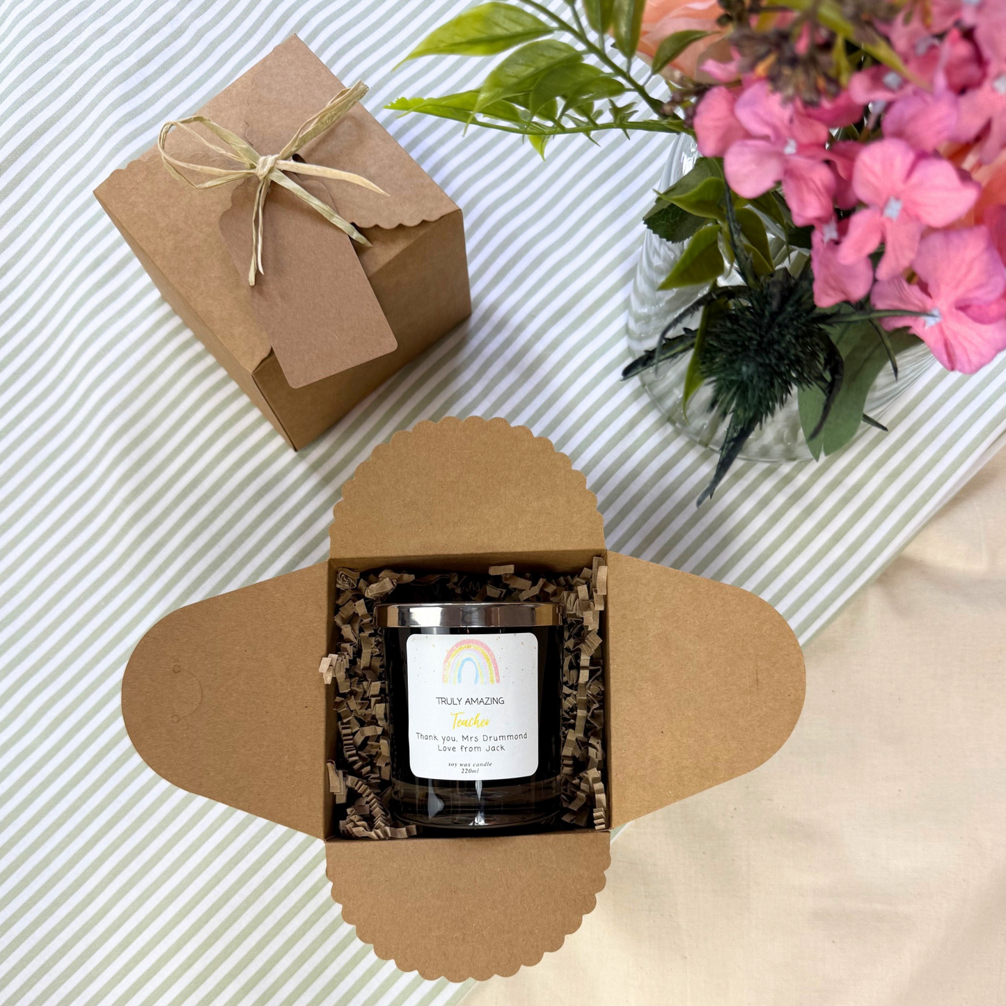 Meaningful Gift for Teachers – Truly Amazing Teacher Personalised Candle by Hideaway Home Fragrances