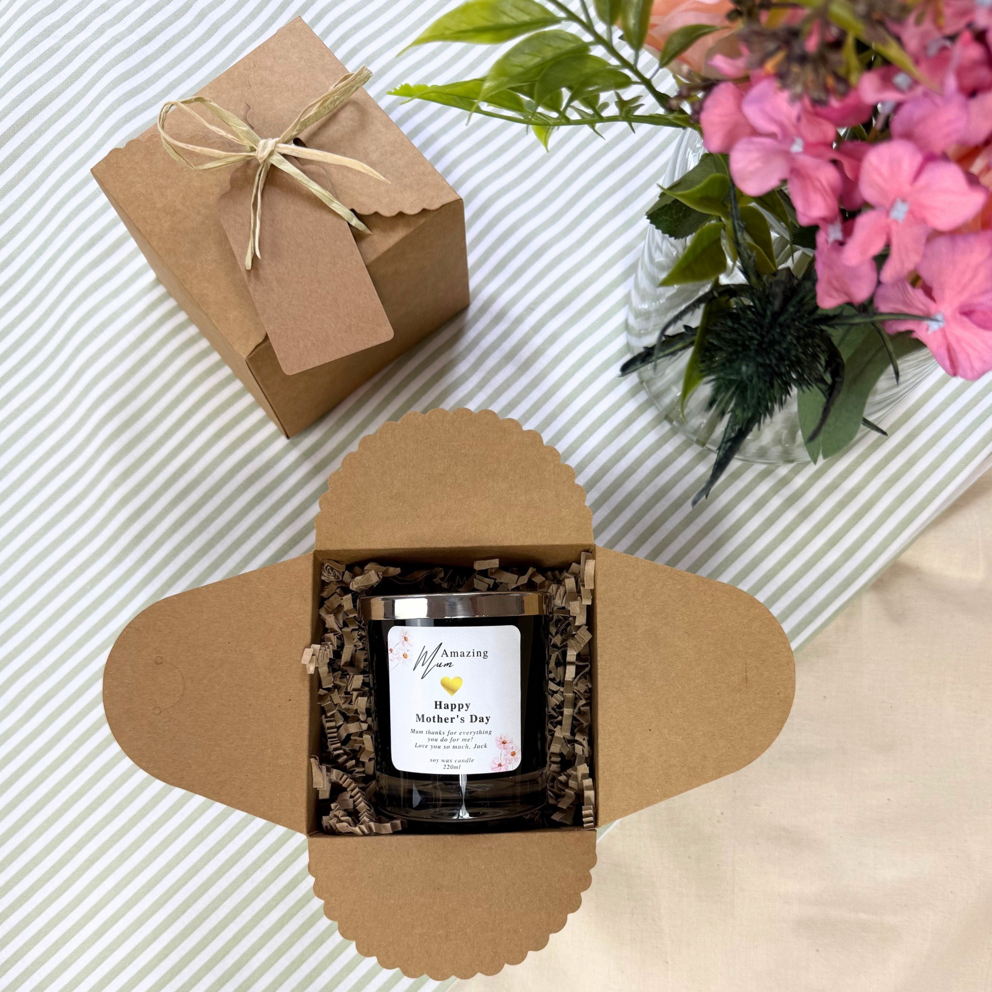 Beautiful personalised Mother’s Day candle to celebrate mum with love – Hideaway Home Fragrances