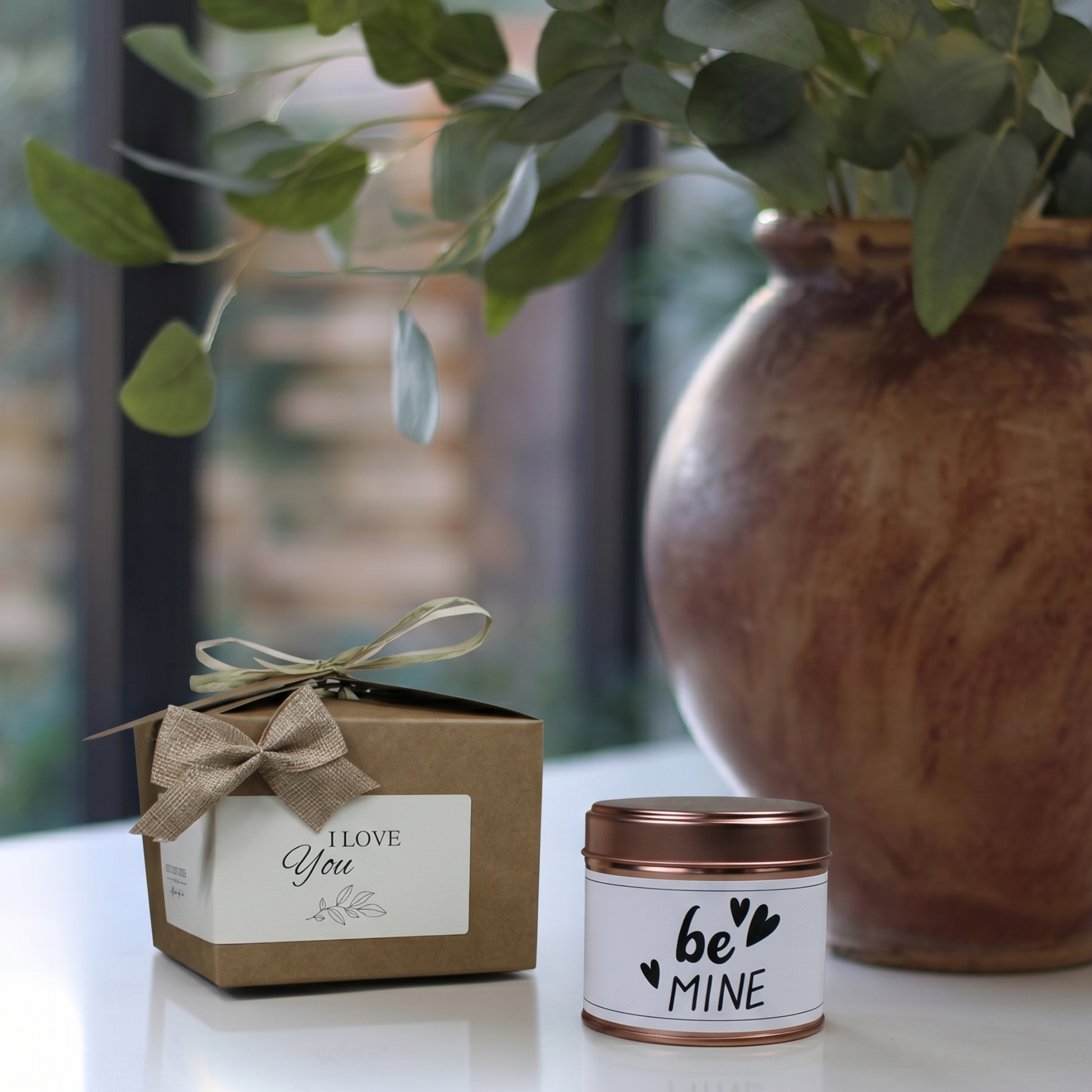 Ready-to-gift Valentine's proposal keepsake box containing a custom handmade soy candle and home diffuser – Hideaway Home Fragrances