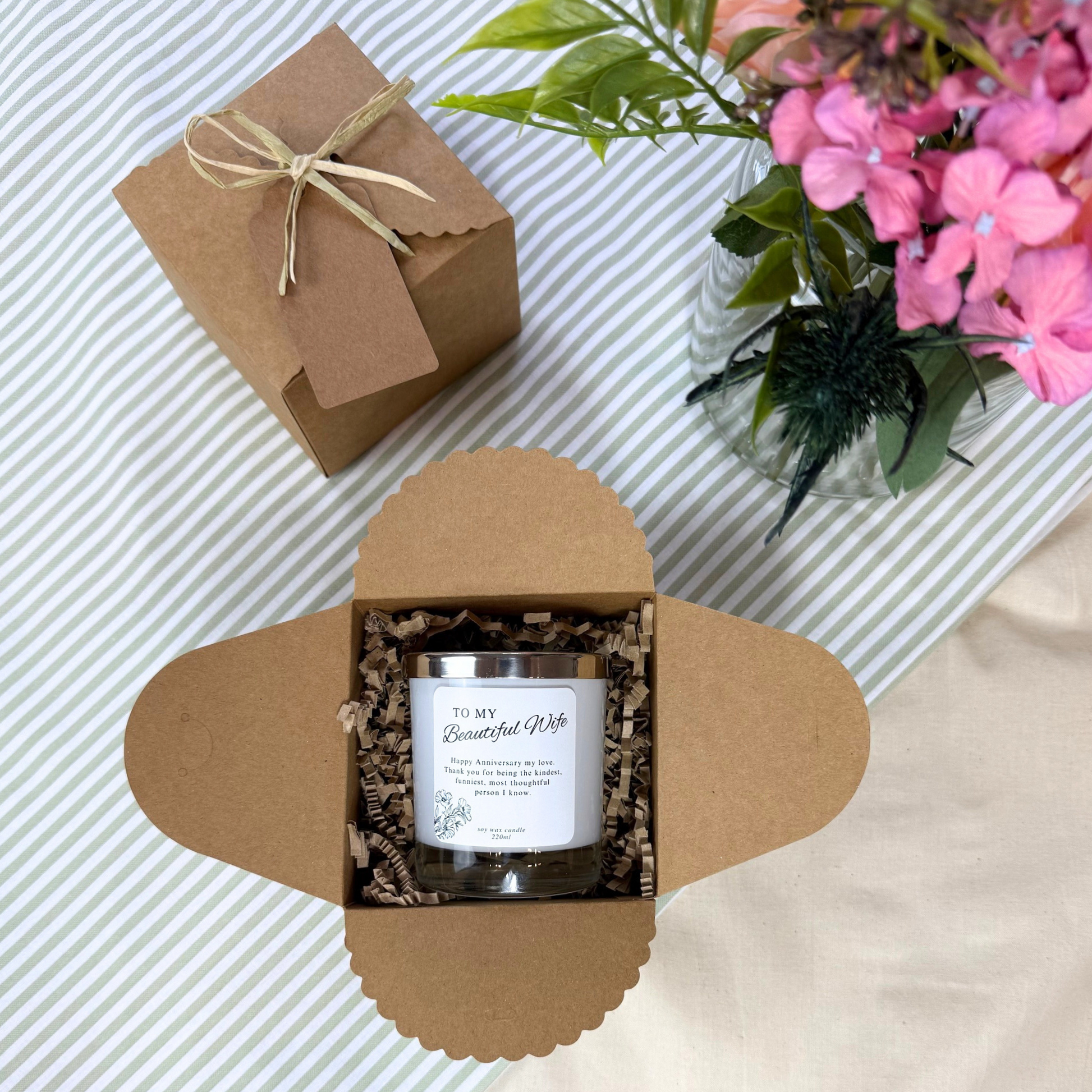Elegant personalised anniversary candle gift featuring ‘To My Beautiful Wife’ sentiment – Hideaway Home Fragrances
