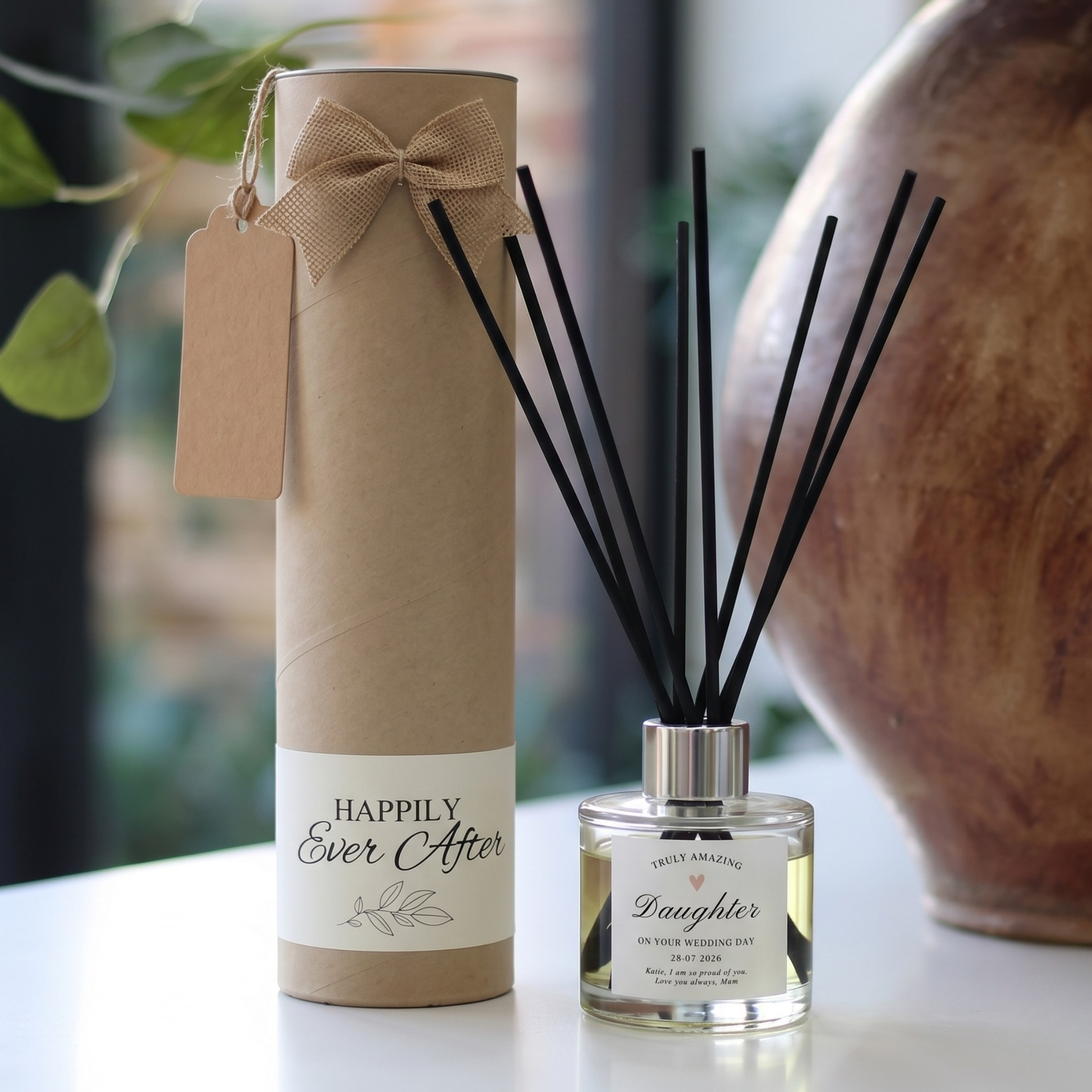 Personalised mother of the bride to daughter wedding day gift set with a luxury scented candle and reed diffuser – Hideaway Home Fragrances