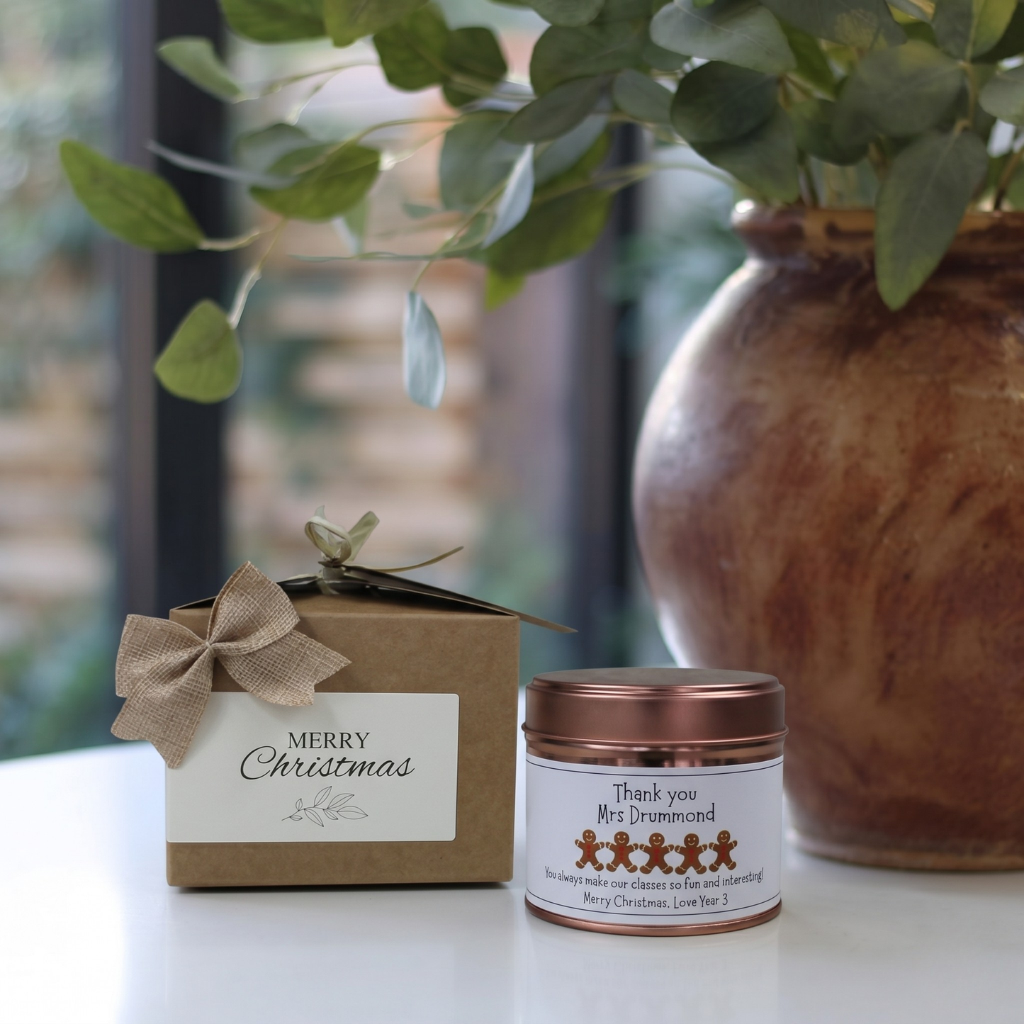 Custom teacher appreciation christmas candle gift with personalized end of term thank you message - Hideaway Home Fragrances