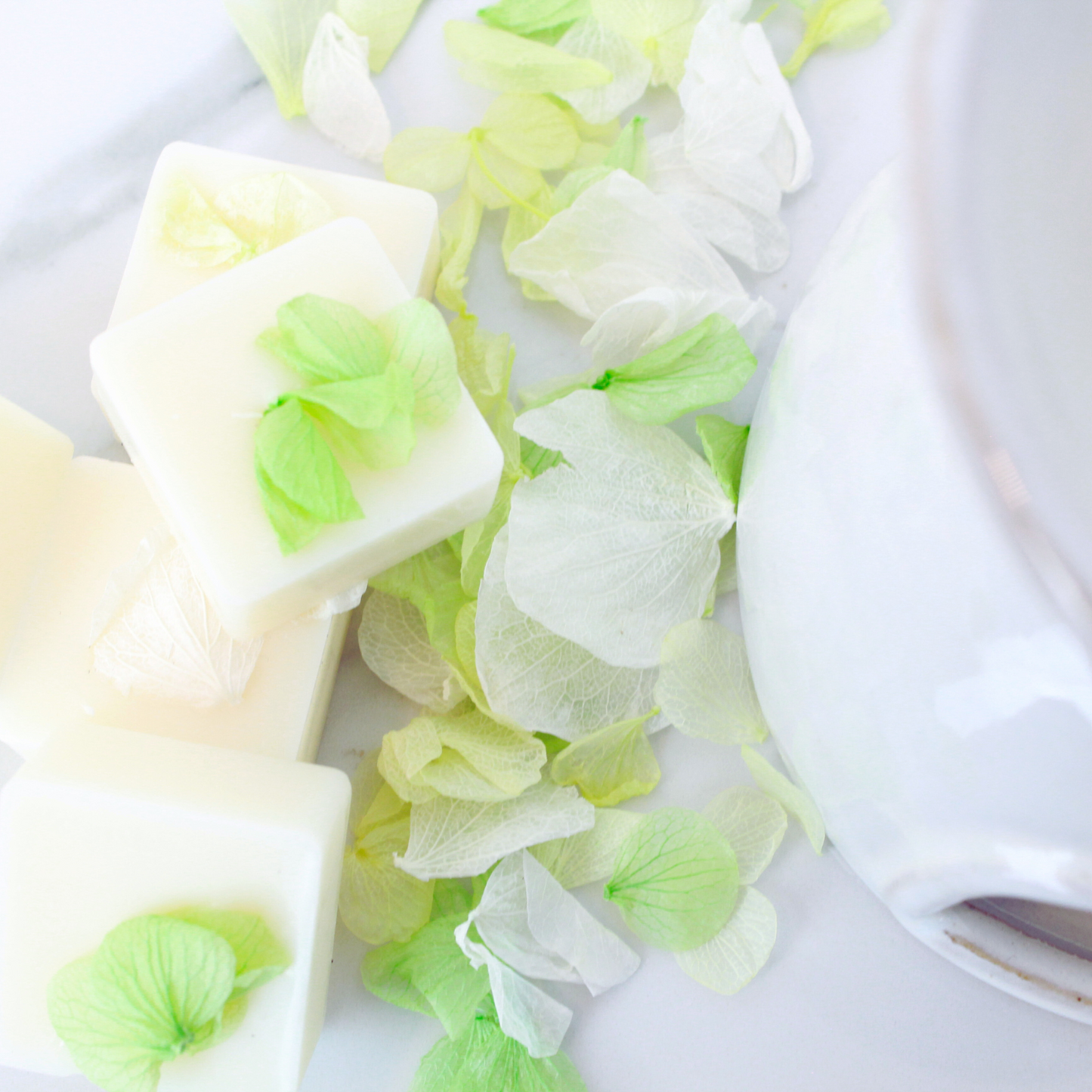 English Pear and Freesia Soy Wax Melts with Patchouli and Soft Rose – Hideaway Home Fragrances
