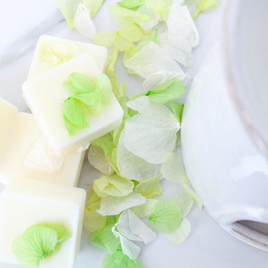English Pear and Freesia Soy Wax Melts with Patchouli and Soft Rose – Hideaway Home Fragrances