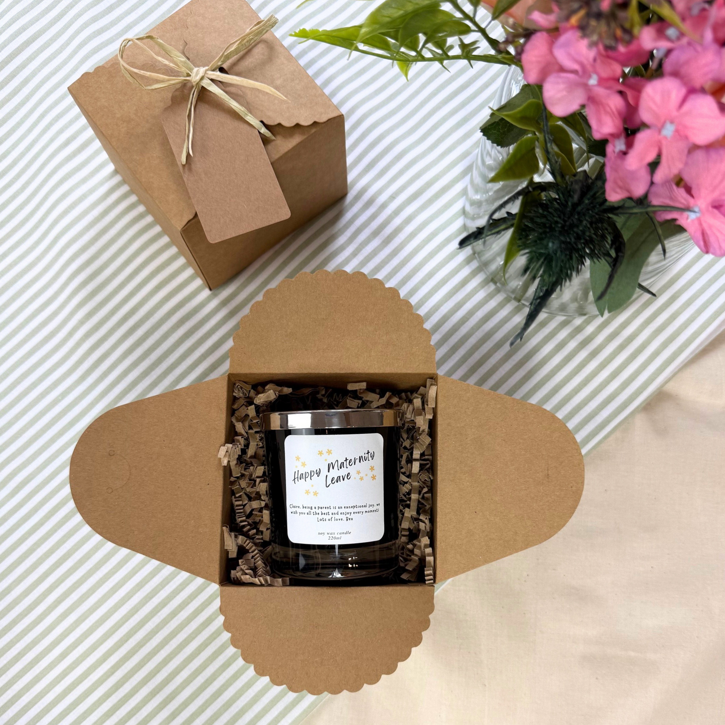 Beautiful maternity leave candle with custom message, perfect for expecting mums – Hideaway Home Fragrances