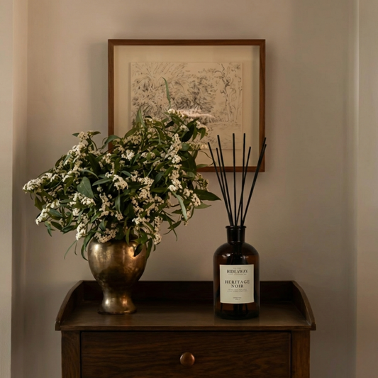 Heritage Noir 1000ml luxury reed diffuser with tobacco, cognac and smoky leather notes for large interiors