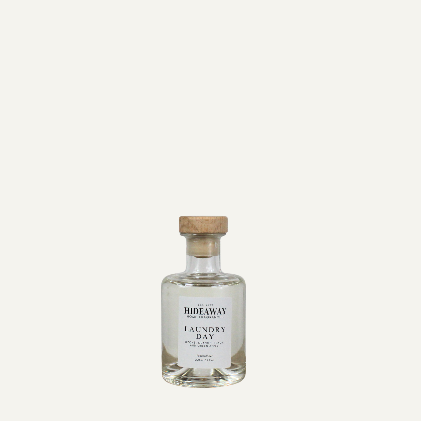 Laundry Day home fragrance diffuser, clean fruity floral aroma with vanilla base notes