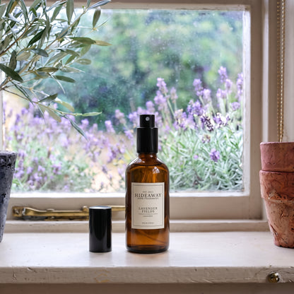 Pure botanical notes graphic for Hideaway Home Fragrances lavender fields room spray featuring classic English lavender blooms.