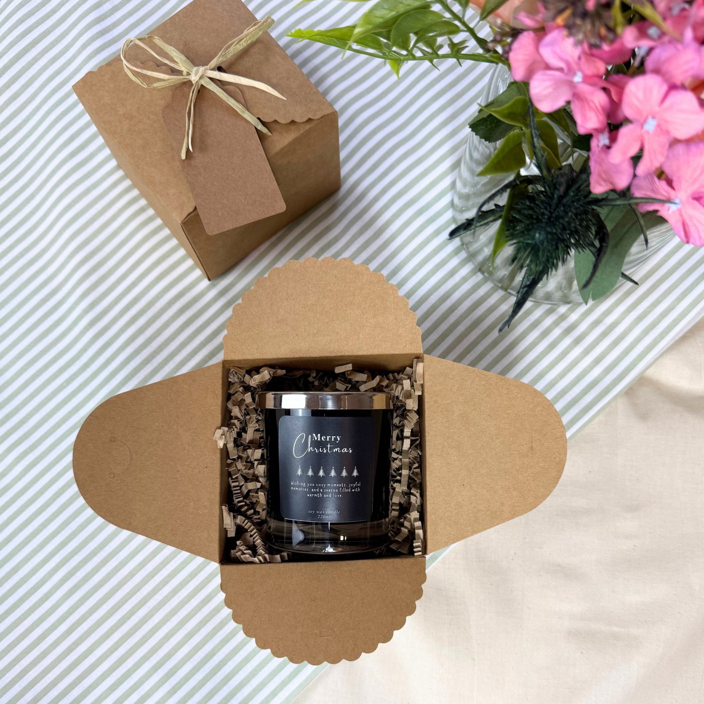 Unique custom Christmas candle with festive tree design and greeting – Hideaway Home Fragrances
