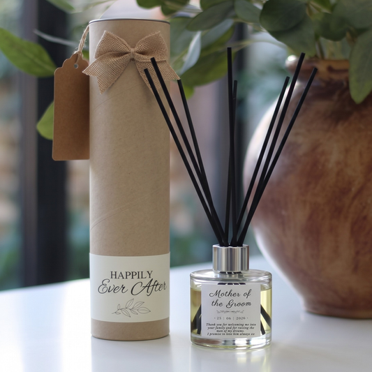 Personalised mother of the groom thank you gift set featuring a luxury scented candle and matching reed diffuser – Hideaway Home Fragrances