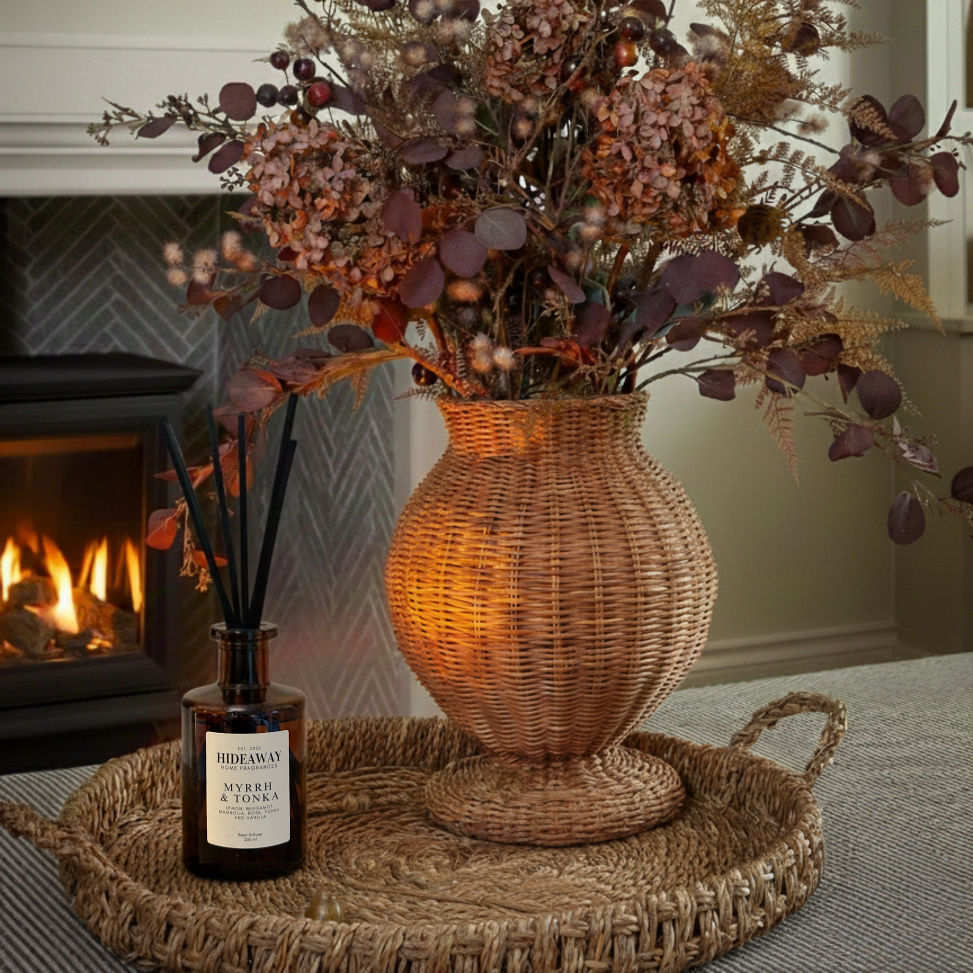 Myrrh & Tonka amber reed diffuser, luxurious warm oriental fragrance for living rooms and bedrooms