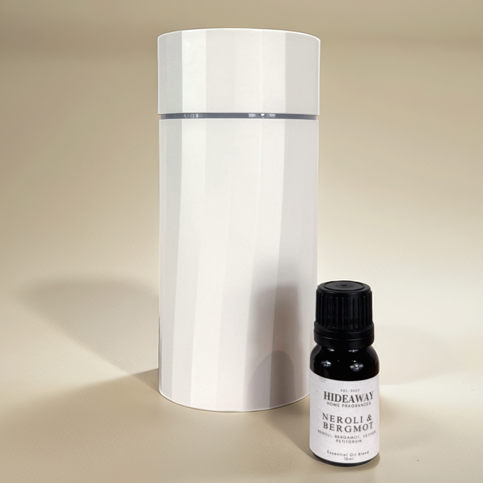 Energising Neroli and Bergamot scent blending citrus, floral, and herbal notes for a balanced, uplifting atmosphere — Hideaway Home Fragrances