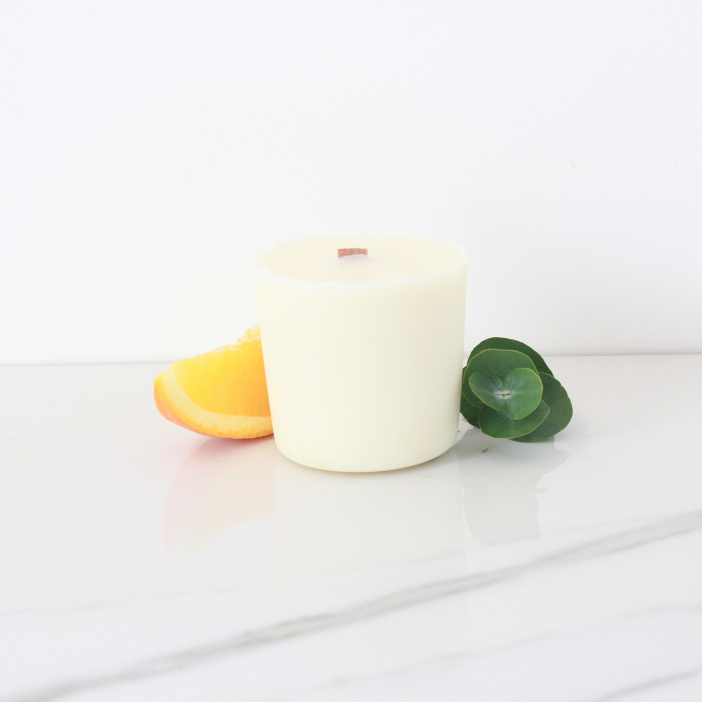 Neroli & Bergamot candle to energise, focus, and uplift your space - Hideaway Home Fragrances