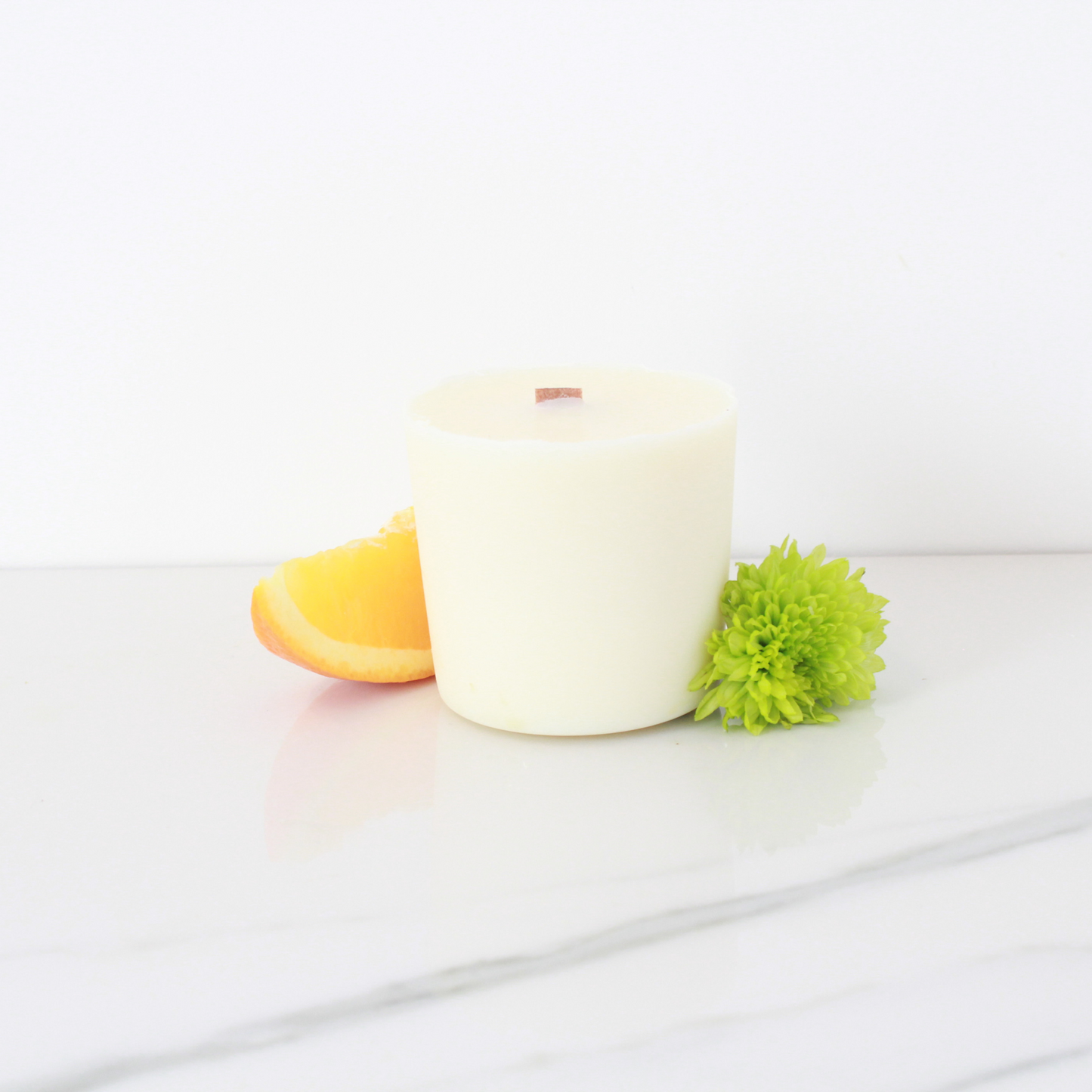 Orange & Geranium candle to energise, focus, and promote calm - Hideaway Home Fragrances