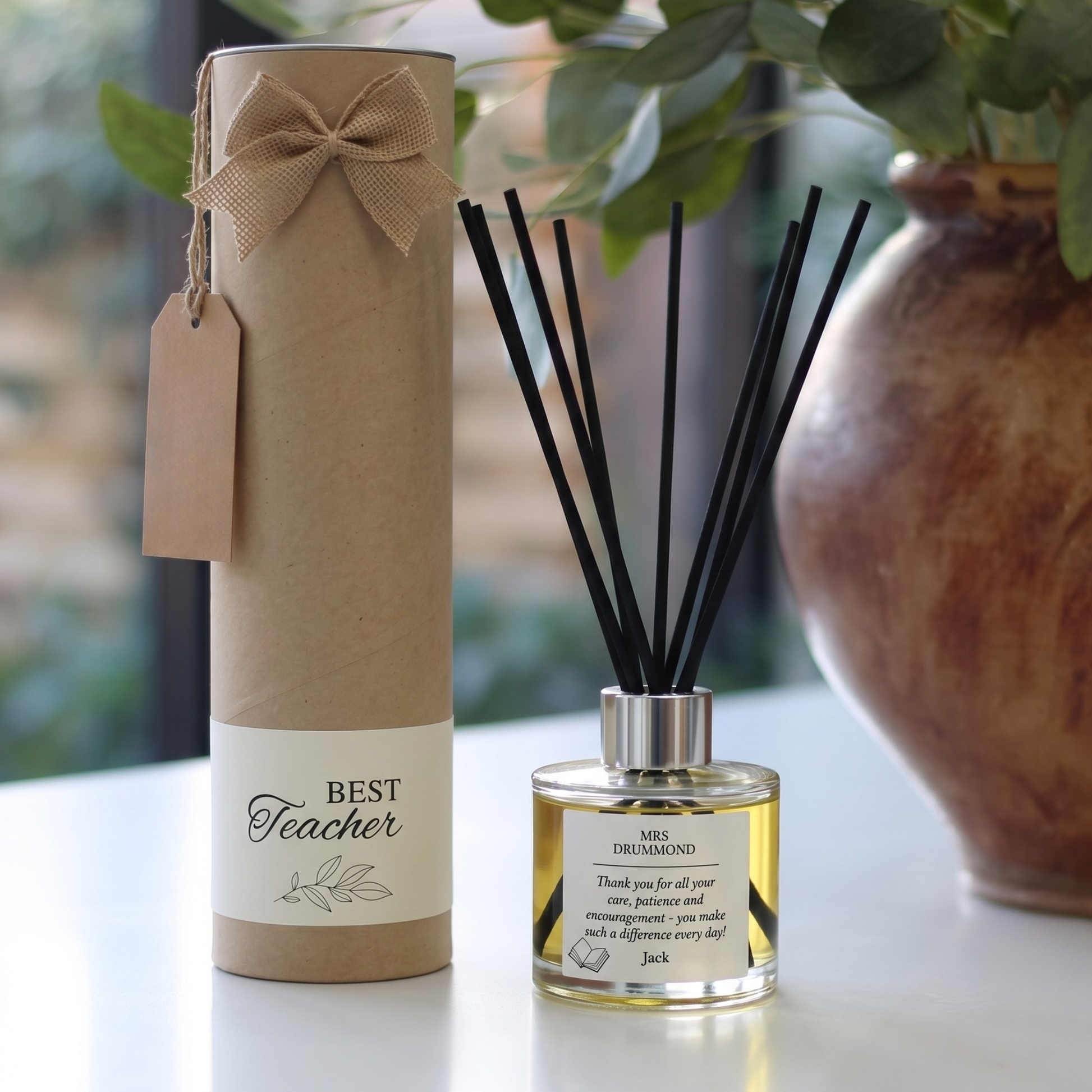 Personalised teacher appreciation gift set featuring a luxury scented candle and matching reed diffuser – Hideaway Home Fragrances