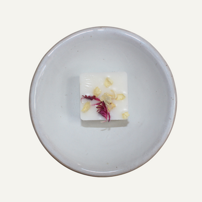 Plum & Wild Rhubarb Soy Wax Melt Sample with Grapefruit and Cedarwood – Hideaway Home Fragrances