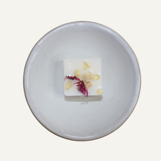 Plum & Wild Rhubarb Soy Wax Melt Sample with Grapefruit and Cedarwood – Hideaway Home Fragrances
