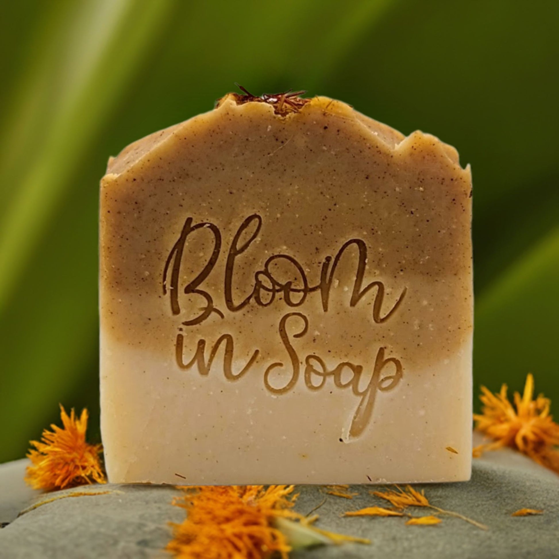 Luxurious Spice & Shine soap with essential oils for soft, polished skin - Hideaway Home Fragrances