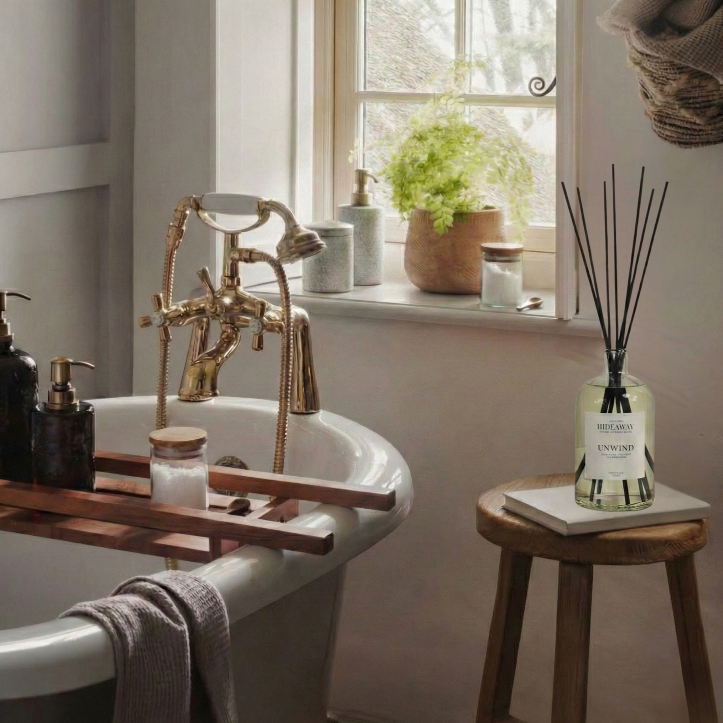 Luxury unwind 1000ml reed diffuser for large spaces, lemongrass bergamot and lavender calming fragrance