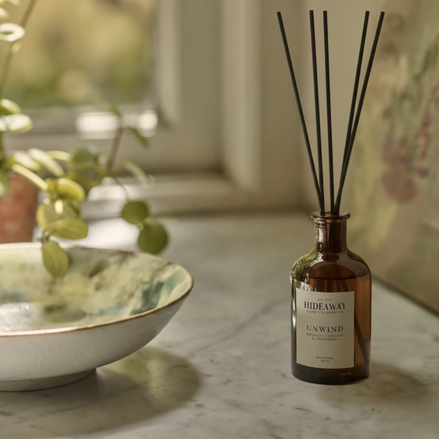 Unwind amber reed diffuser 200ml, calming lemongrass, bergamot and lavender home fragrance